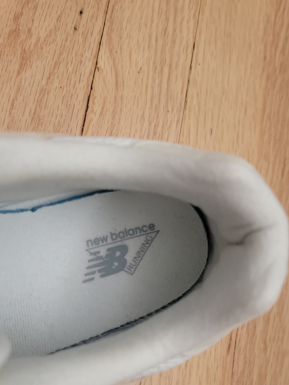 New Balance 9060 Sneakers - Worn Once - Picture 3 of 6